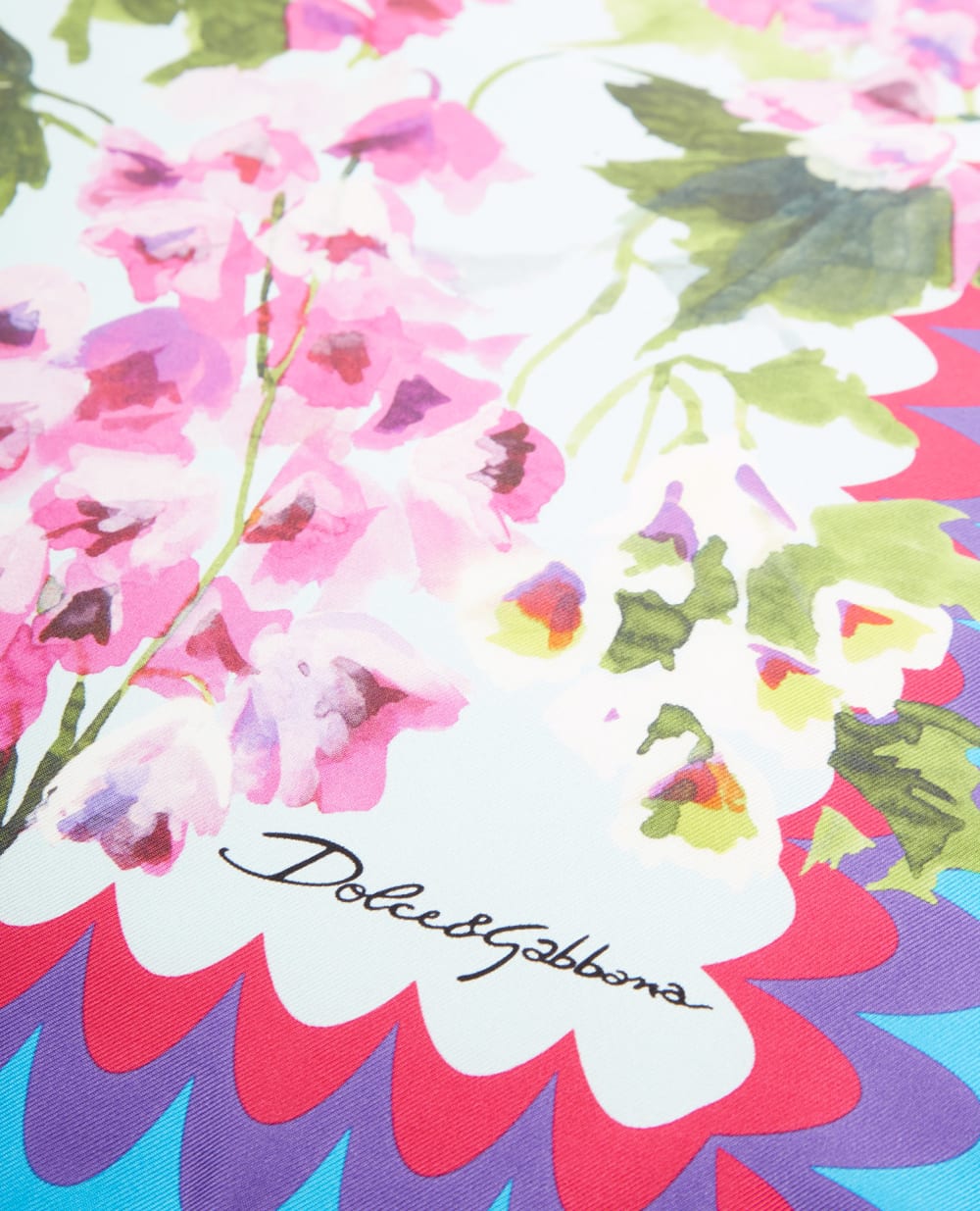Шелковый платок Dolce&Gabbana FN092R-GDAHB, разноцветный цвет • Купить в интернет-магазине Kameron