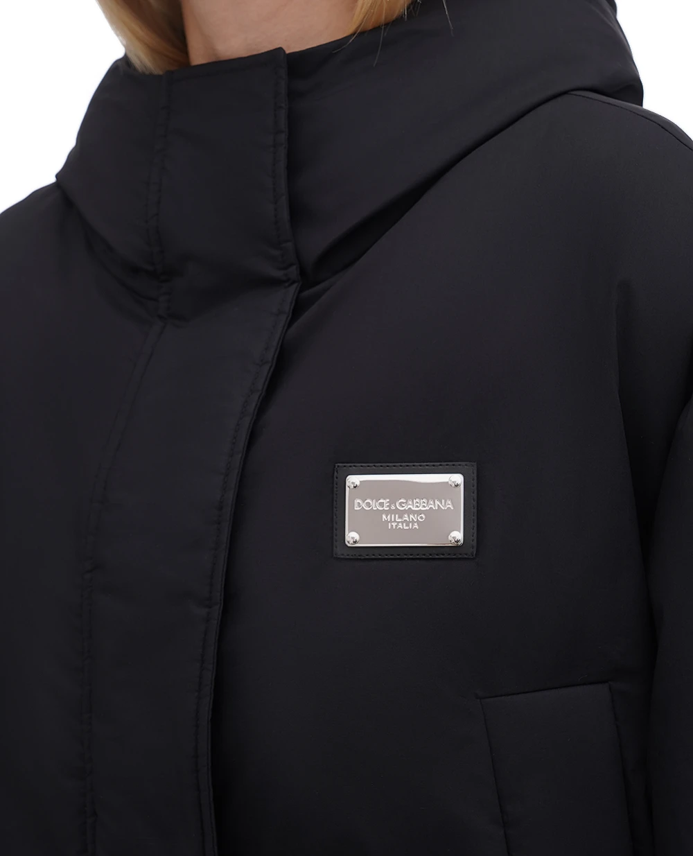 Пуховик Dolce&Gabbana F9R12T-GDBVL, черный цвет • Купить в интернет-магазине Kameron