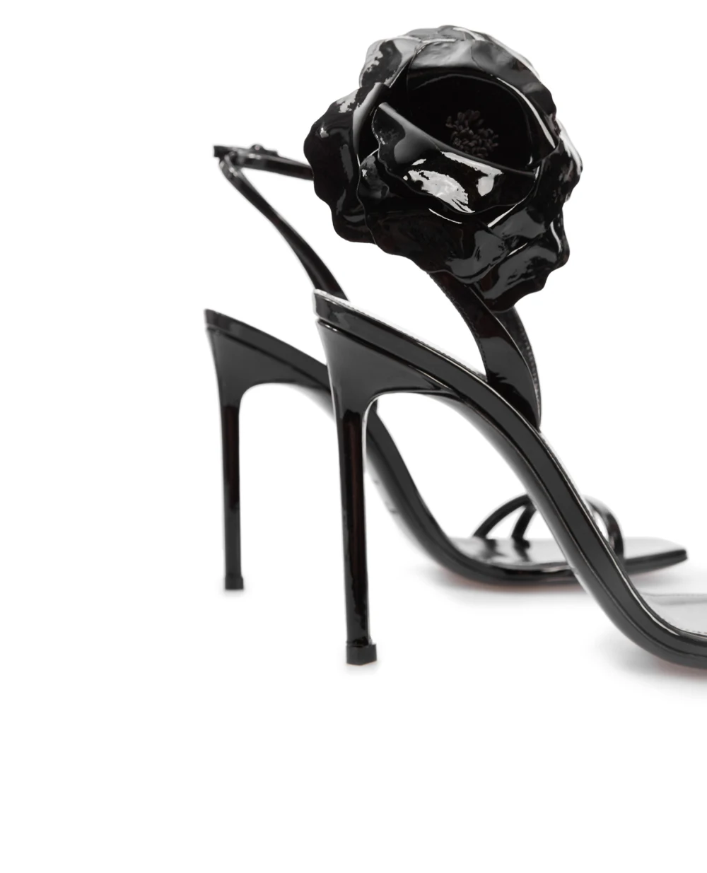 Кожаные босоножки Amber flower Saint Laurent 658153-1TV20, черный цвет • Купить в интернет-магазине Kameron