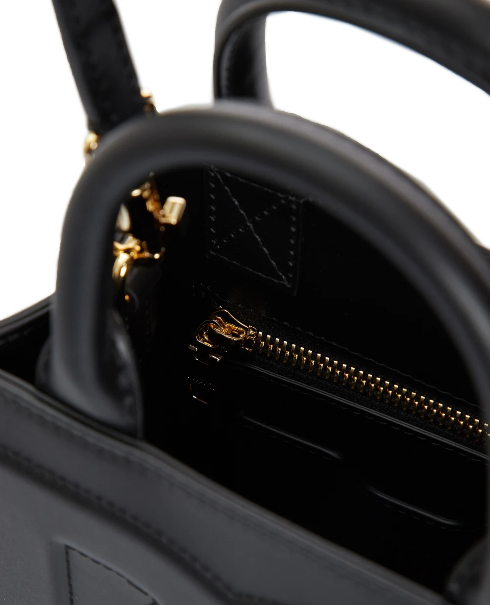 Кожаная сумка DG Daily Small Dolce&Gabbana BB7479-AW576, черный цвет • Купить в интернет-магазине Kameron