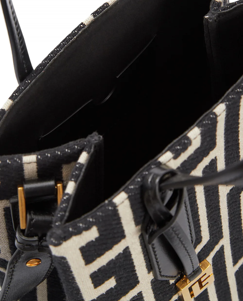 Сумка Monogram Patch Balmain WN0FE682TJXX, черный цвет • Купить в интернет-магазине Kameron