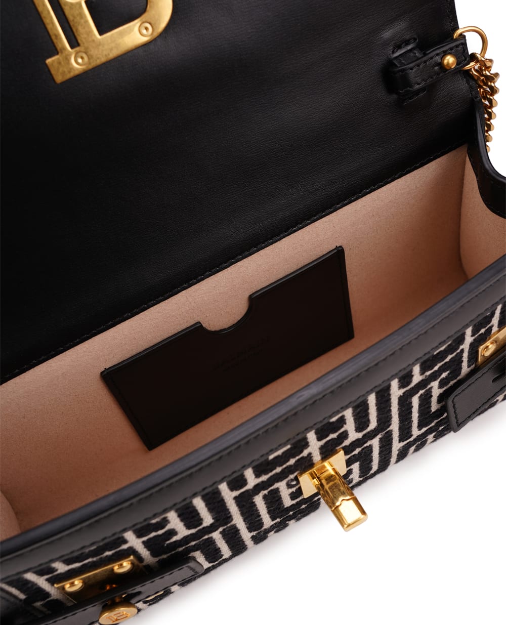 Сумка  B-Buzz Pouch 23 Balmain CN1LE596TJGH, черный цвет • Купить в интернет-магазине Kameron