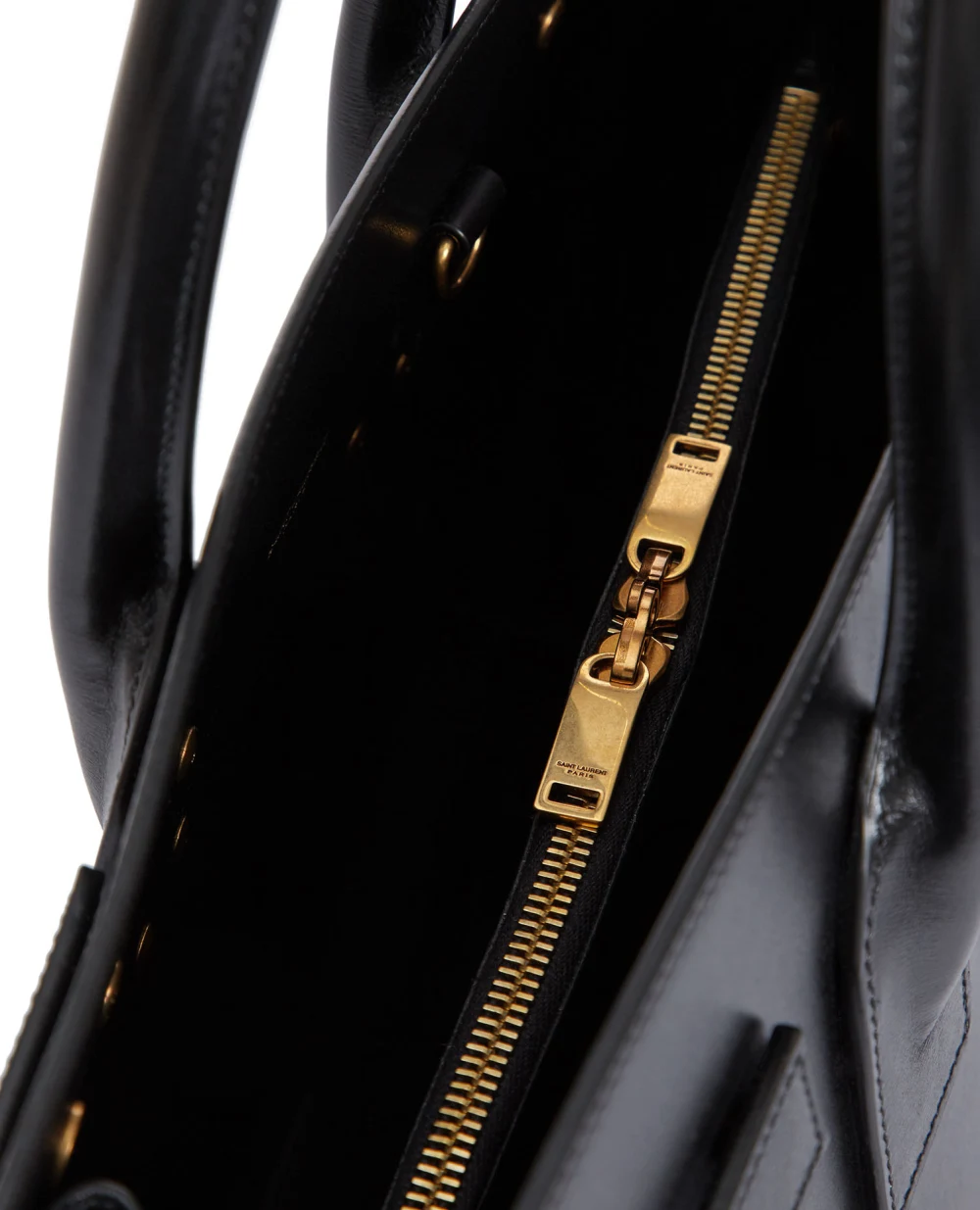 Сумка Sac De Jour Small Saint Laurent 378299-02G9W, черный цвет • Купить в интернет-магазине Kameron