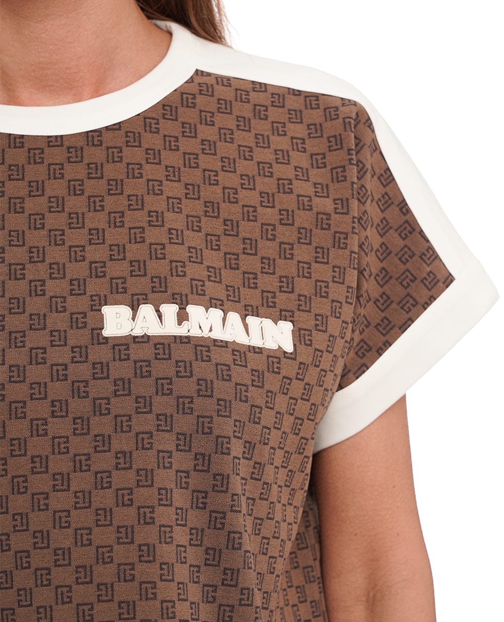 Футболка Balmain BF0EE009BC56, коричневый цвет • Купить в интернет-магазине Kameron