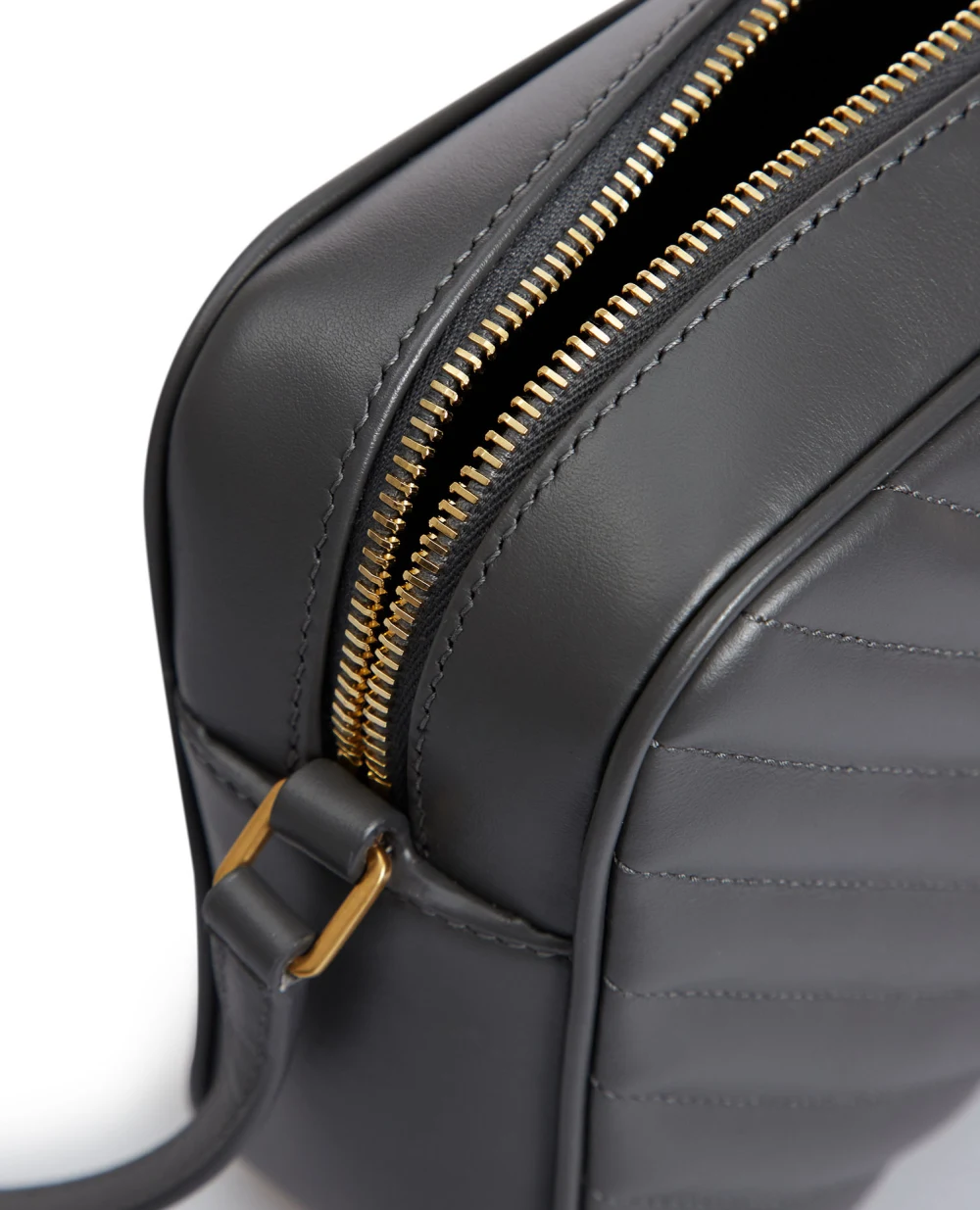 Кожаная сумка Lou Camera Bag Saint Laurent 715232-DV707, серый цвет • Купить в интернет-магазине Kameron
