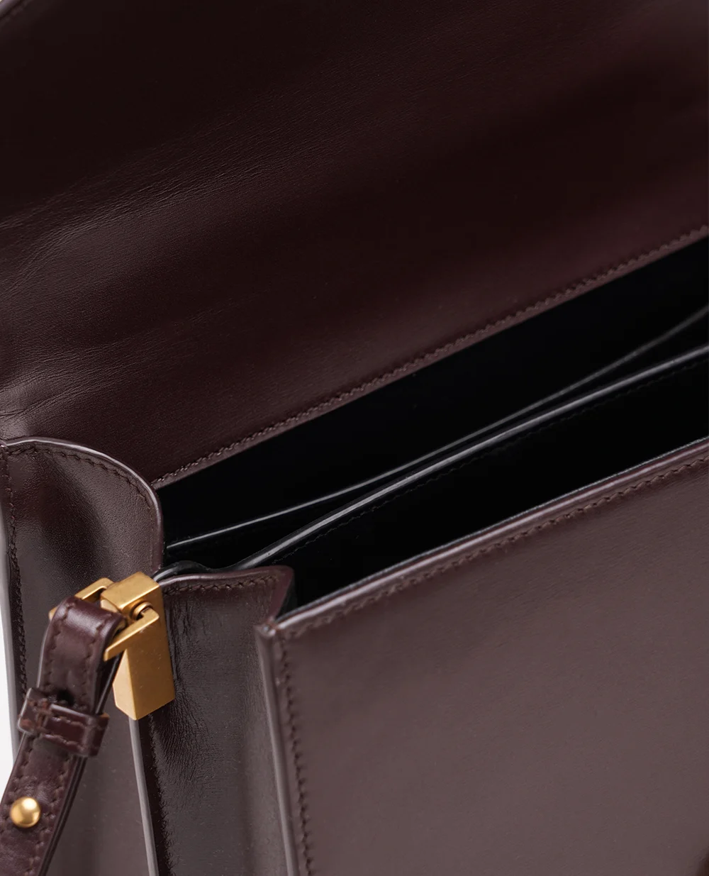 Кожаная сумка Cassandra Medium Saint Laurent 623931-0SX0W, бордовый цвет • Купить в интернет-магазине Kameron