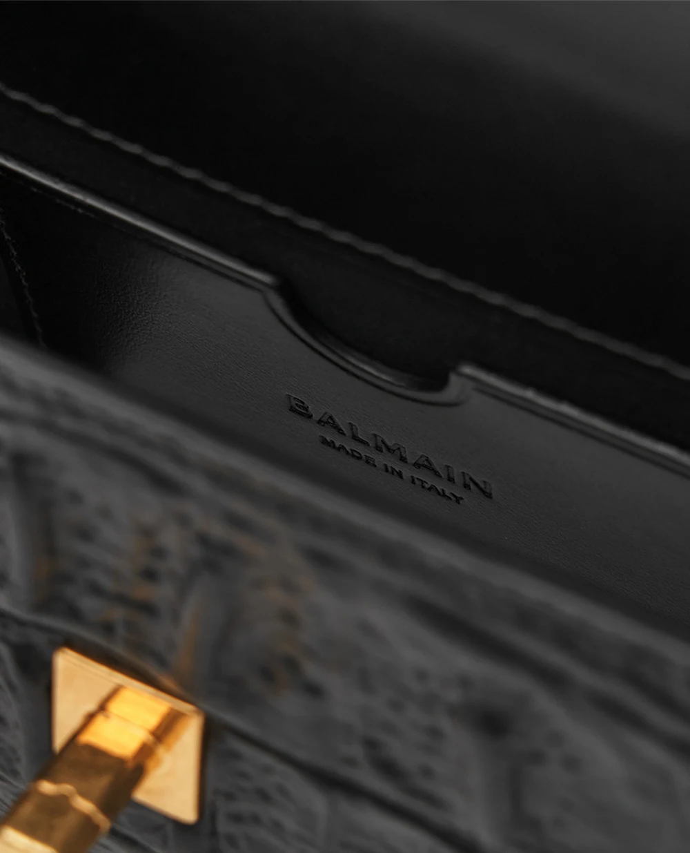 Сумка клатч под кожу крокодила Balmain FN0LE596LOBC, черный цвет • Купить в интернет-магазине Kameron