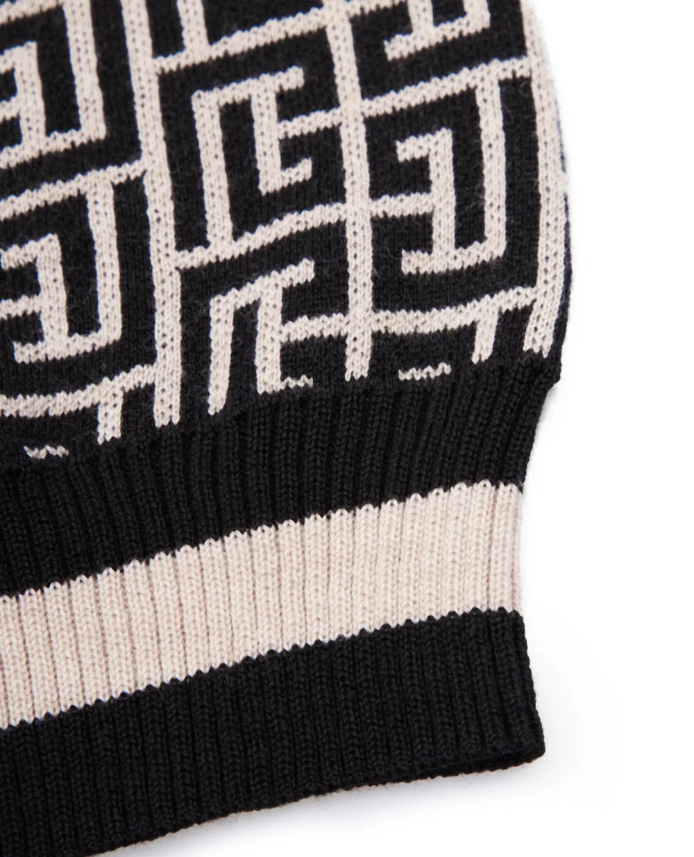 Шерстяная шапка Balmain WH1XC000K036, разноцветный цвет • Купить в интернет-магазине Kameron