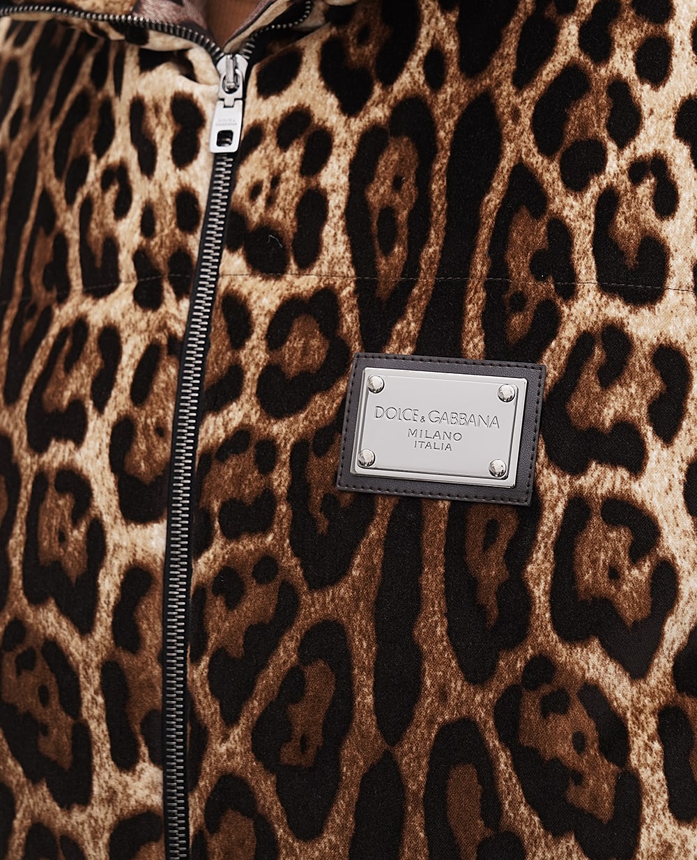 Жилет Dolce&Gabbana F9R23T-FSWBH, коричневый цвет • Купить в интернет-магазине Kameron