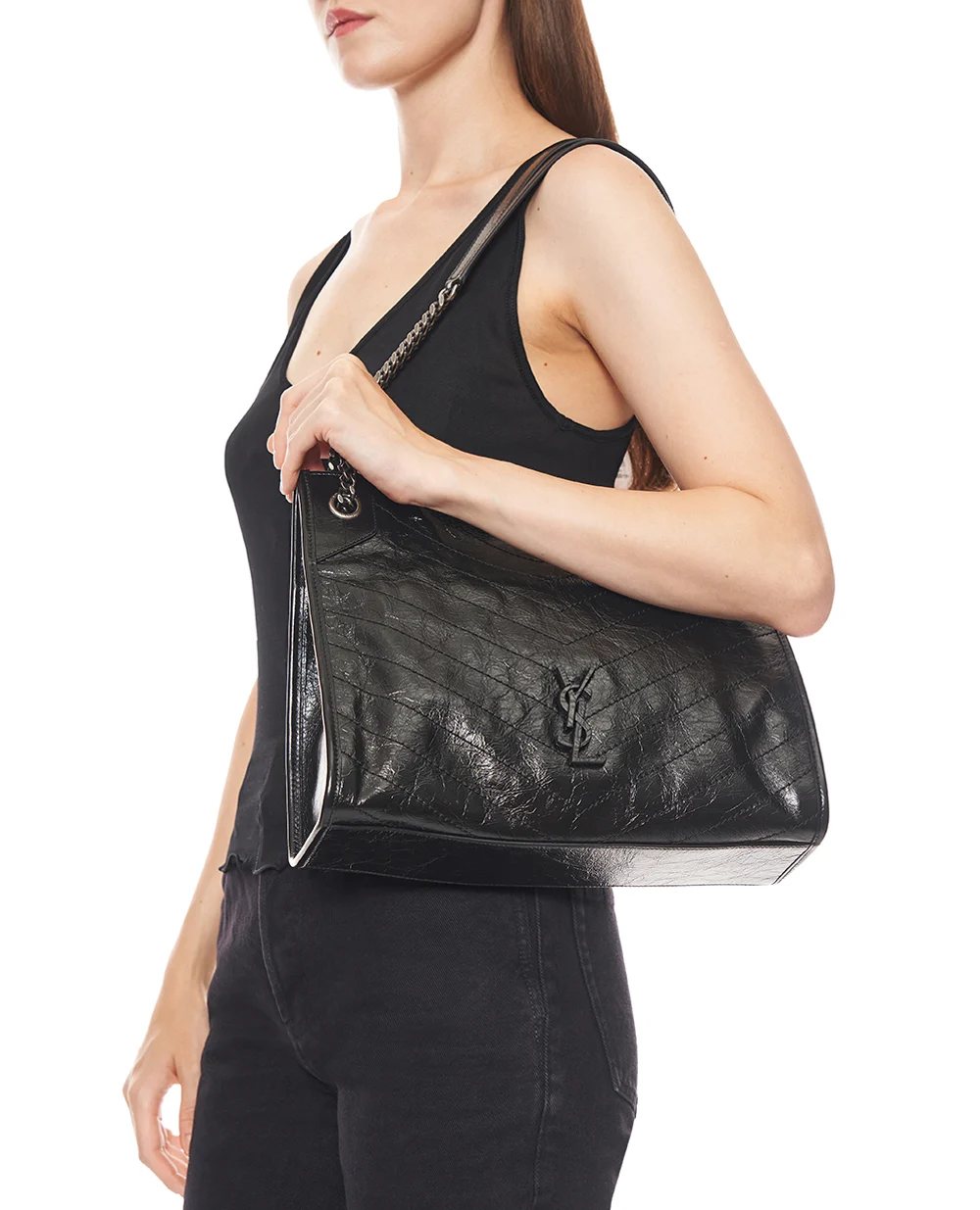 Сумка Niki из телячьей кожа Saint Laurent 577999-0EN04, черный цвет • Купить в интернет-магазине Kameron