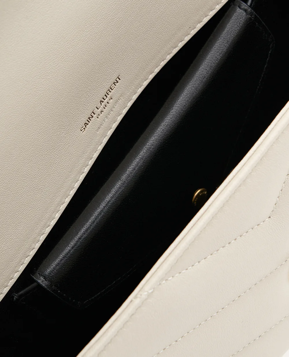 Сумка из кожи Loulou Small Saint Laurent 801437-AAEAX, светло-бежевый цвет • Купить в интернет-магазине Kameron