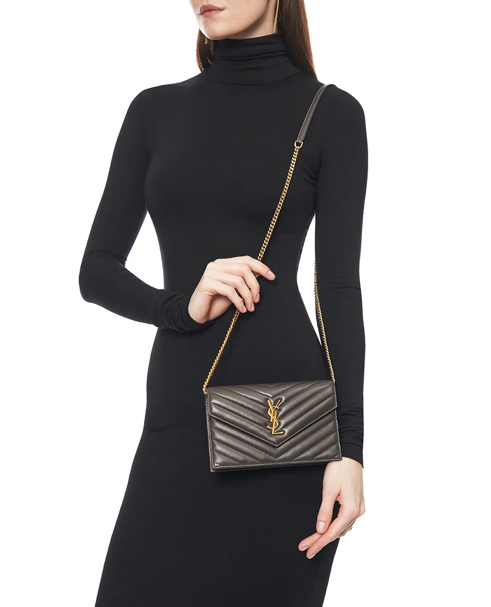 Сумка-клатч CASSANDRE из кожи ягненка Saint Laurent 857605-AAA44, серый цвет • Купить в интернет-магазине Kameron