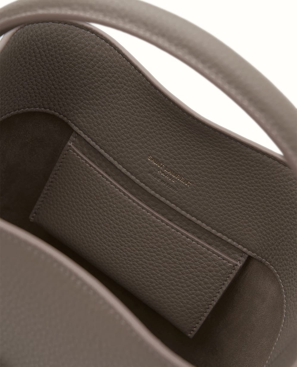 Сумка Le 37 из телячьей кожи Saint Laurent 860942-AAF20, светло-коричневый цвет • Купить в интернет-магазине Kameron