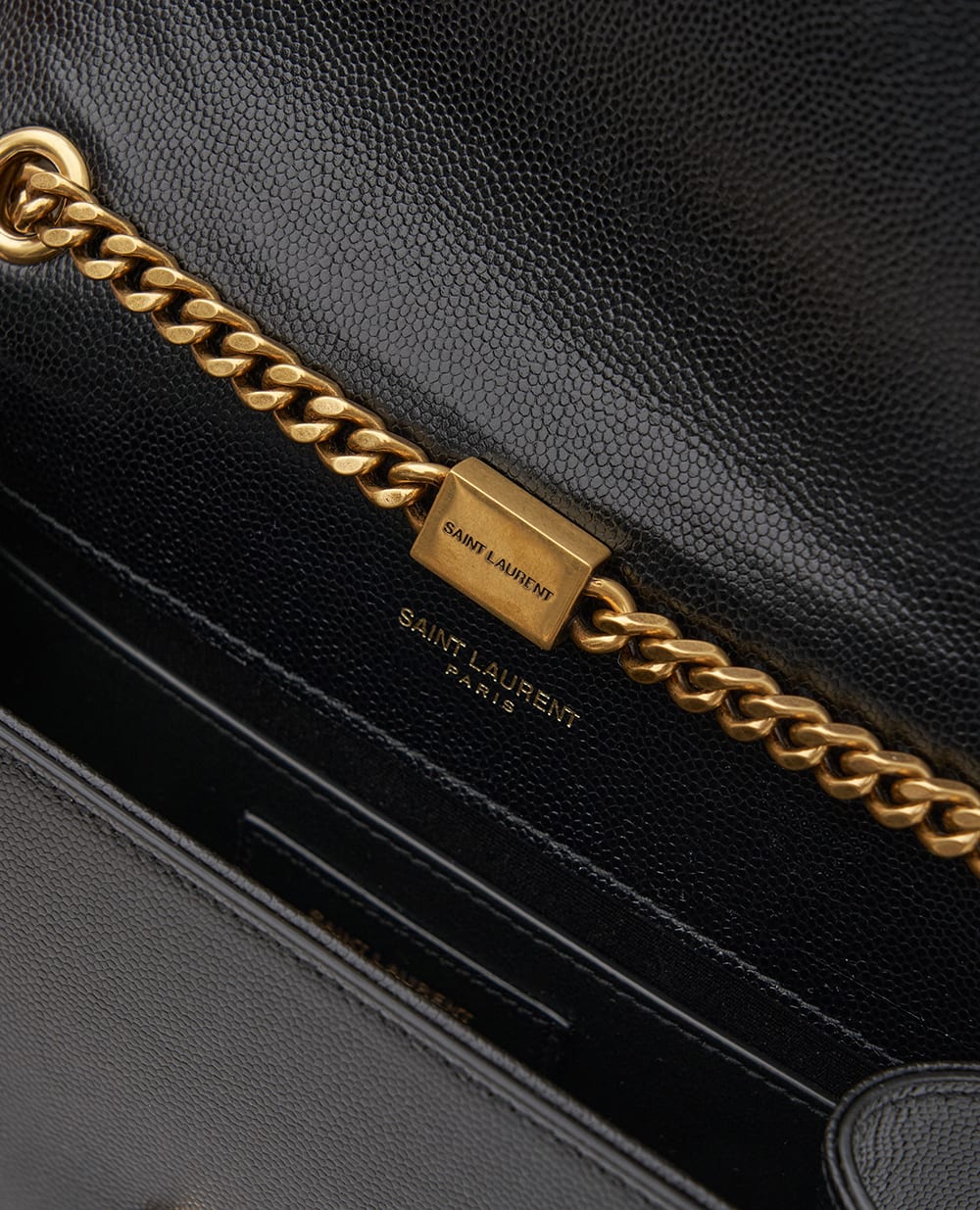 Клатч Kate из телячьей кожи Saint Laurent 851504-AAGBE, черный цвет • Купить в интернет-магазине Kameron