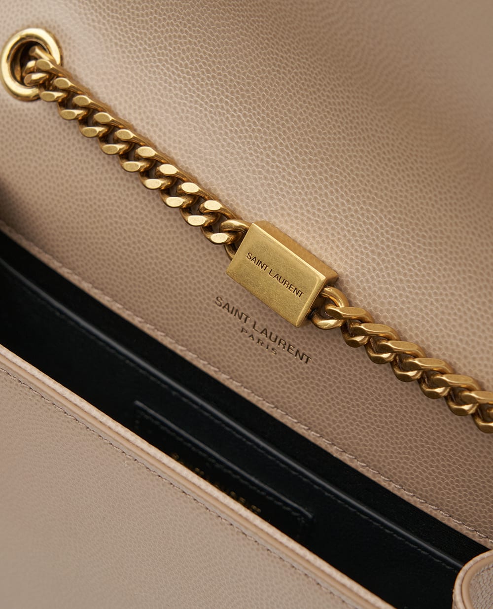 Клатч Kate из телячьей кожи Saint Laurent 851504-AAGBE, бежевый цвет • Купить в интернет-магазине Kameron