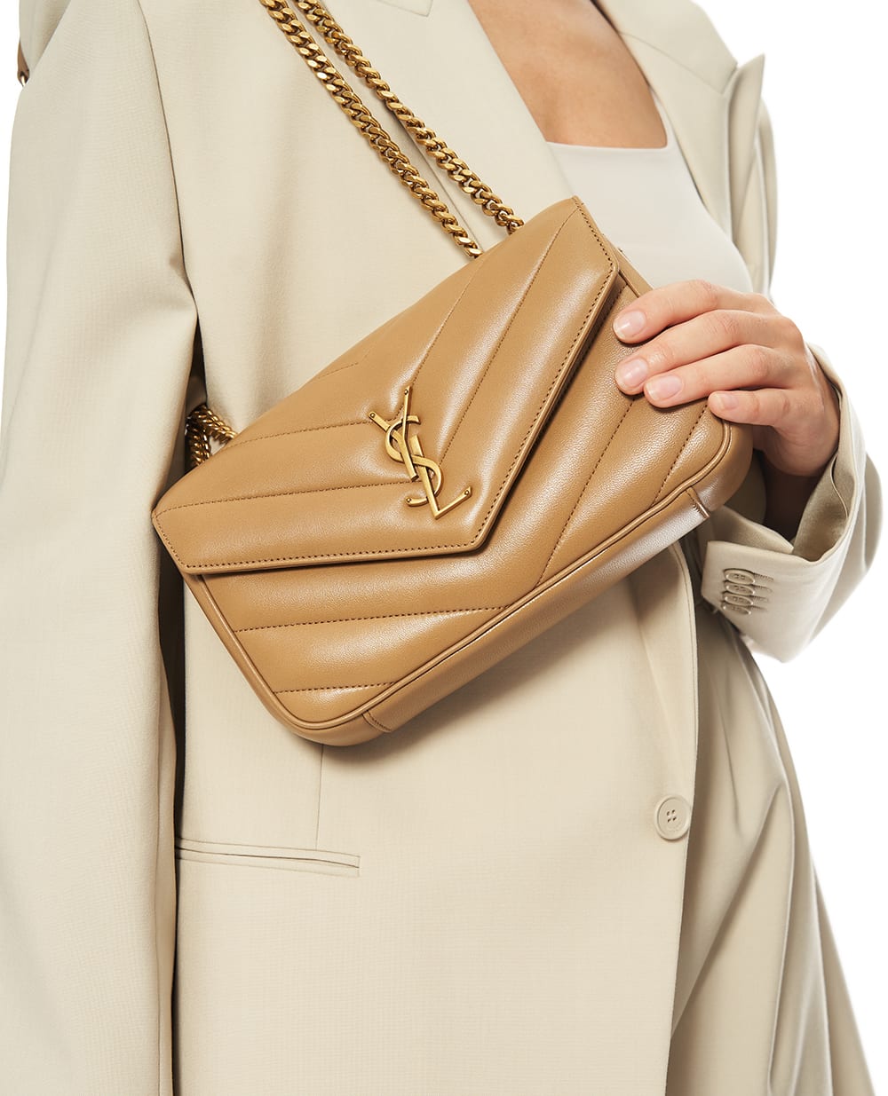 Сумка из кожи Loulou Small Saint Laurent 801437-AAEAX, бежевый цвет • Купить в интернет-магазине Kameron