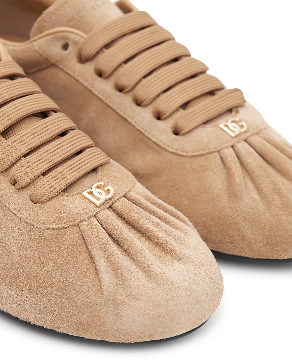 Кросівки Ballet зі спилкової телячої шкіри Dolce&Gabbana CK2485-A0581, бежевий колір • Купити в інтернет-магазині Kameron