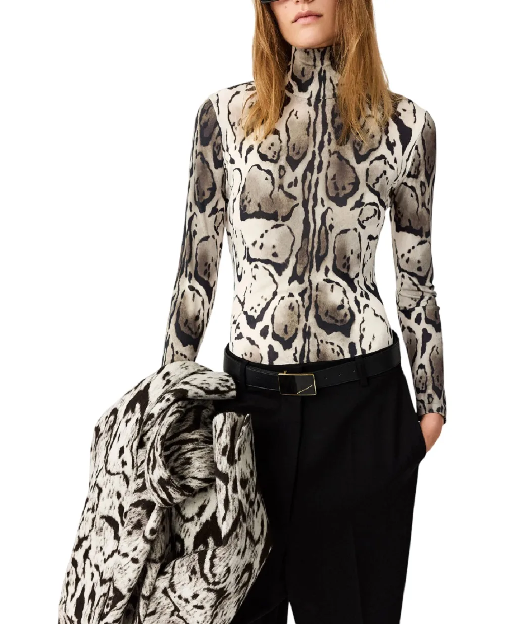 Боди с высоким воротником и принтом Stella McCartney 6T02793HS320, коричневый цвет • Купить в интернет-магазине Kameron