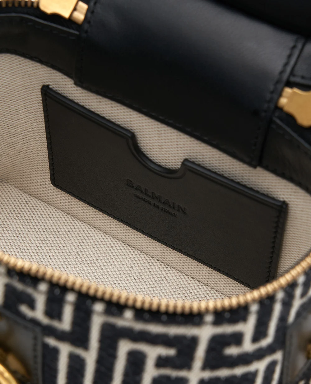 Сумка Pulse Vanity із жакардової тканини з монограмою Balmain FN1BH005TJLO, чорний колір • Купити в інтернет-магазині Kameron