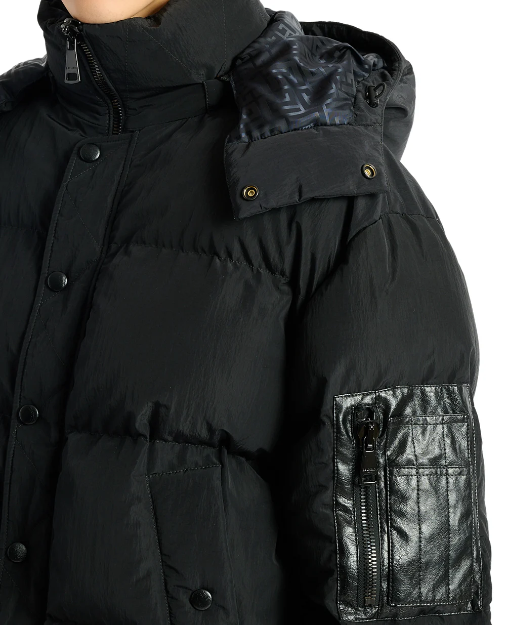 Пуховик з капюшоном Balmain HH1TP190XM28, чорний колір • Купити в інтернет-магазині Kameron