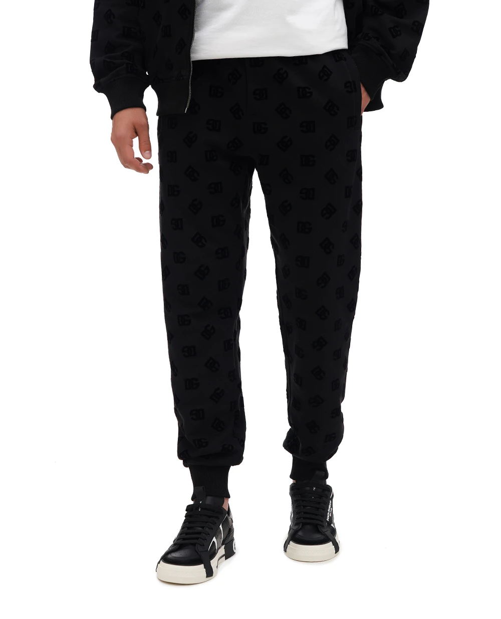 Спортивные брюки (костюм) Dolce&Gabbana GV2VHT-G7NWD, черный цвет • Купить в интернет-магазине Kameron
