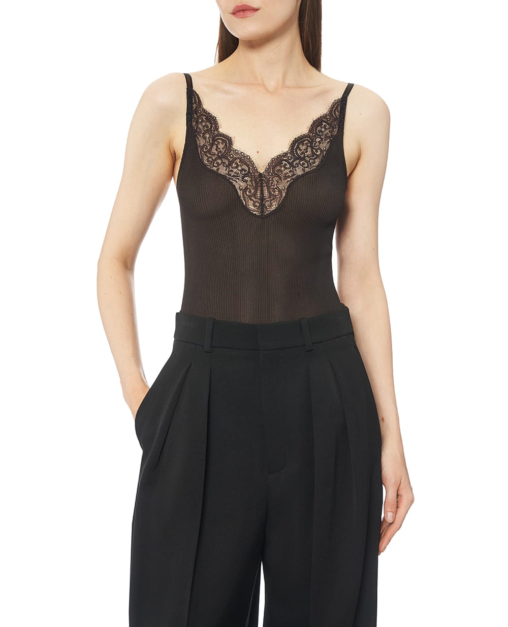 Майка из шелка с кружевной отделкой Saint Laurent 796843-Y37SM, коричневый цвет • Купить в интернет-магазине Kameron