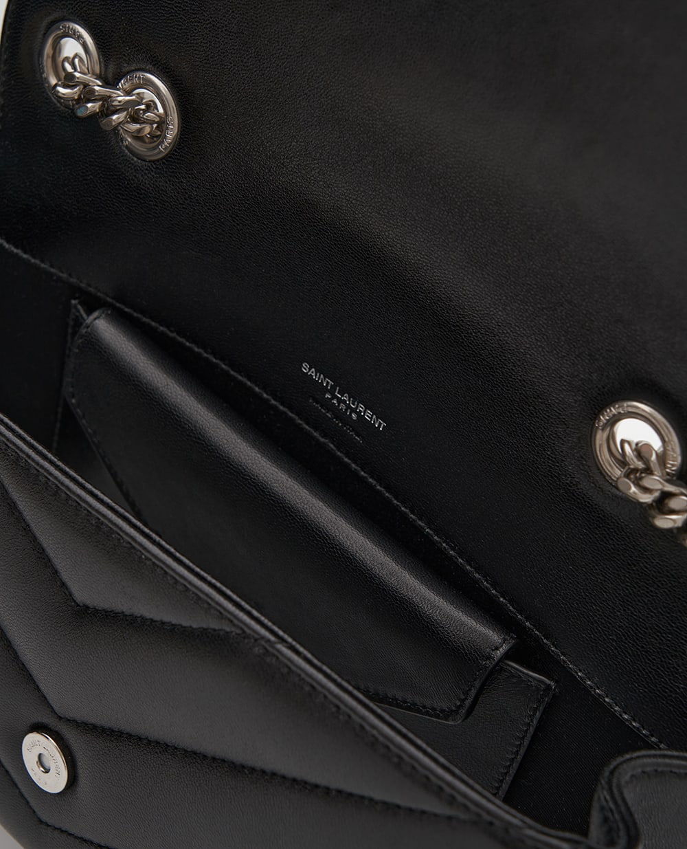 Сумка LOULOU Small из овечьей кожи Saint Laurent 801437-AAE4Y, черный цвет • Купить в интернет-магазине Kameron