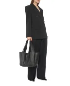 Saint Laurent Кожаная сумка Le 5 À 7 Bea - Артикул: 763435-AAEQC
