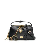 Dolce&Gabbana Сумка Vittoria Small с подвесками из телячьей кожи - Артикул: BB7889-A0070