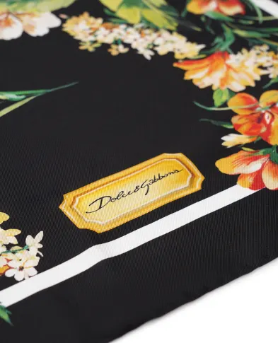 Dolce&Gabbana Платок Каре из шелка с цветочным принтом - Артикул: FN092R-GDC7B