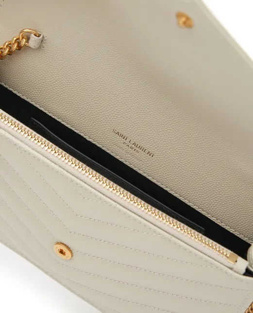 Saint Laurent Сумка-конверт Cassandre из телячьей кожи - Артикул: 857605-BOW01