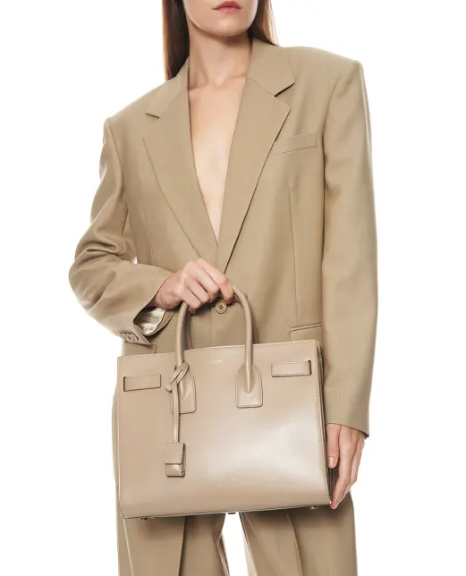 Saint Laurent Cумка Sac De Jour Small из телячьей кожи - Артикул: 378299-02G9W