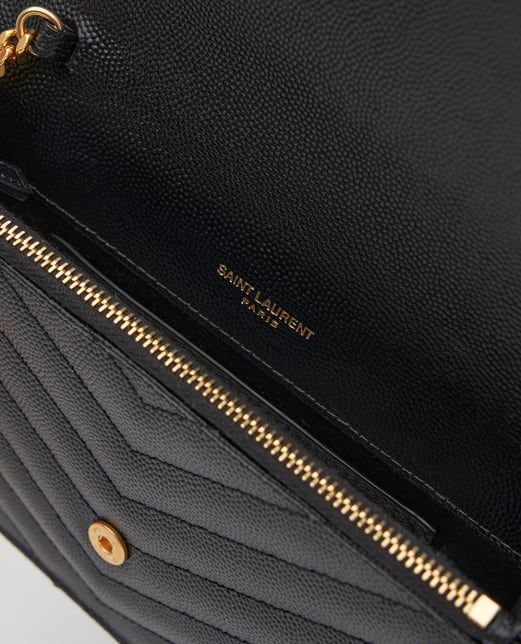 Saint Laurent Сумка-конверт Cassandre из телячьей кожи - Артикул: 857605-BOW01