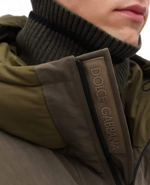 Dolce&Gabbana Пуховик - Артикул: G9BAWT-FUS1W