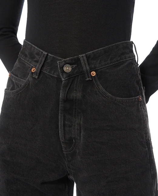 Saint Laurent Джинсы с V-образной талией - Артикул: 834135-Y13MA
